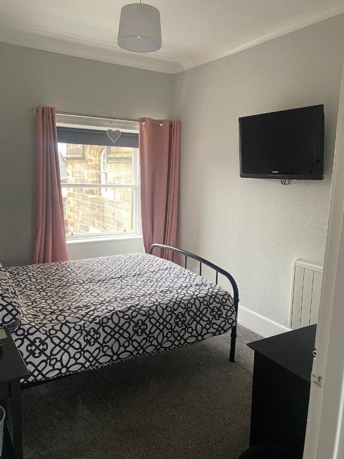 Central 3 Bed Flat, Forres Esterno foto