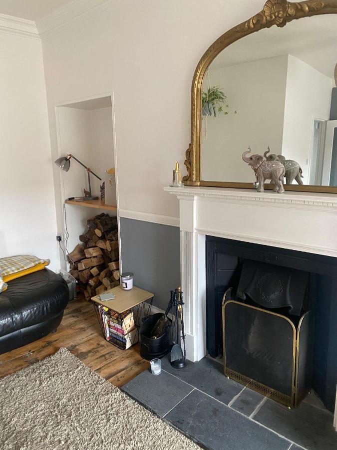 Central 3 Bed Flat, Forres Esterno foto