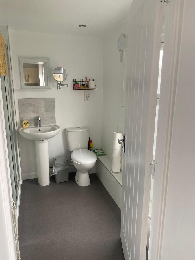 Central 3 Bed Flat, Forres Esterno foto